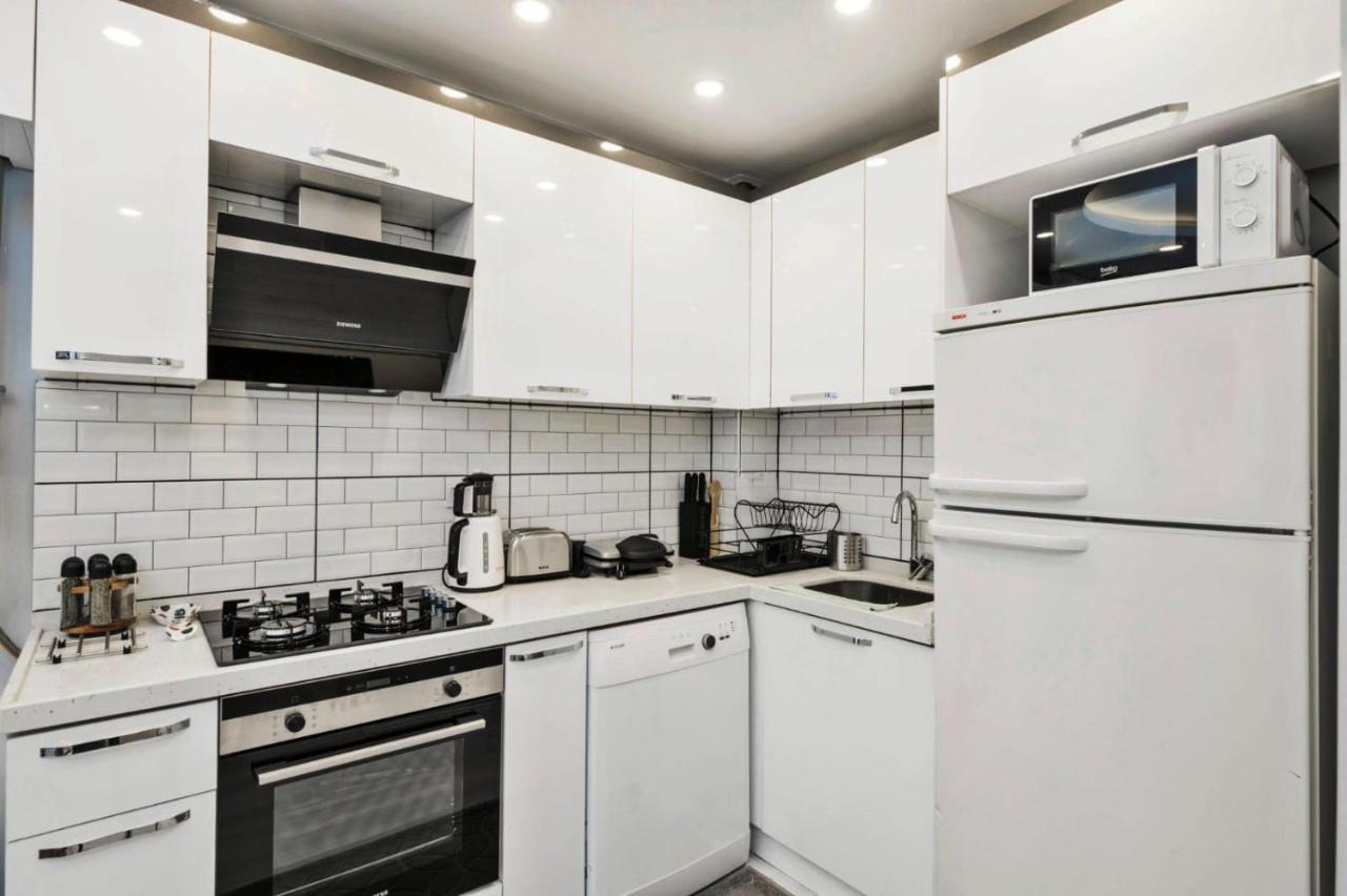 Taksim Devrim House Apartamento Istambul Exterior foto